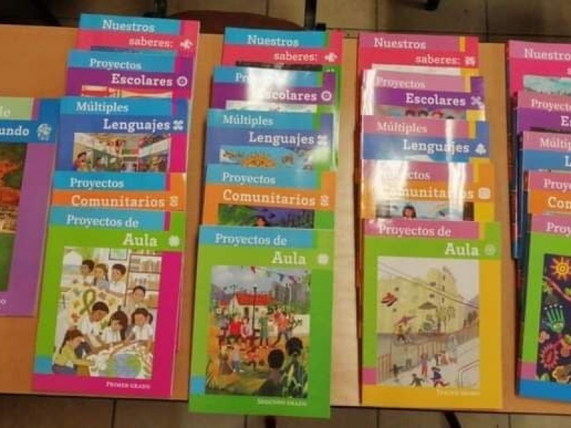 Retiran en Guanajuato nuevos libros de texto gratuitos