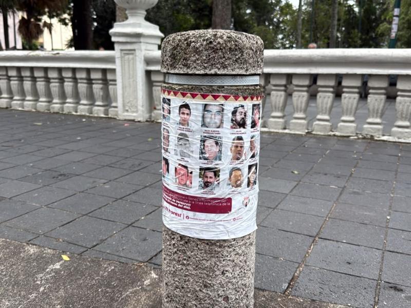 Retiran fichas de desaparecidos en municipios de Veracruz