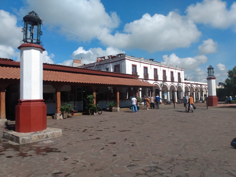 Retiran filtro sanitario del mercado Zaragoza en Jiquilpan