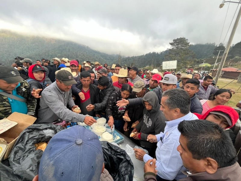 Retiran protesta del cuartel de la policía en la Sierra