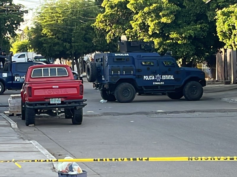 Retiran vehículos blindados de viviendas aseguradas en la colonia Miguel Hidalgo