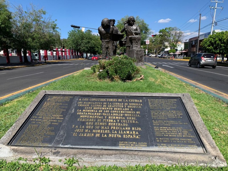 Retirarán escultura de 