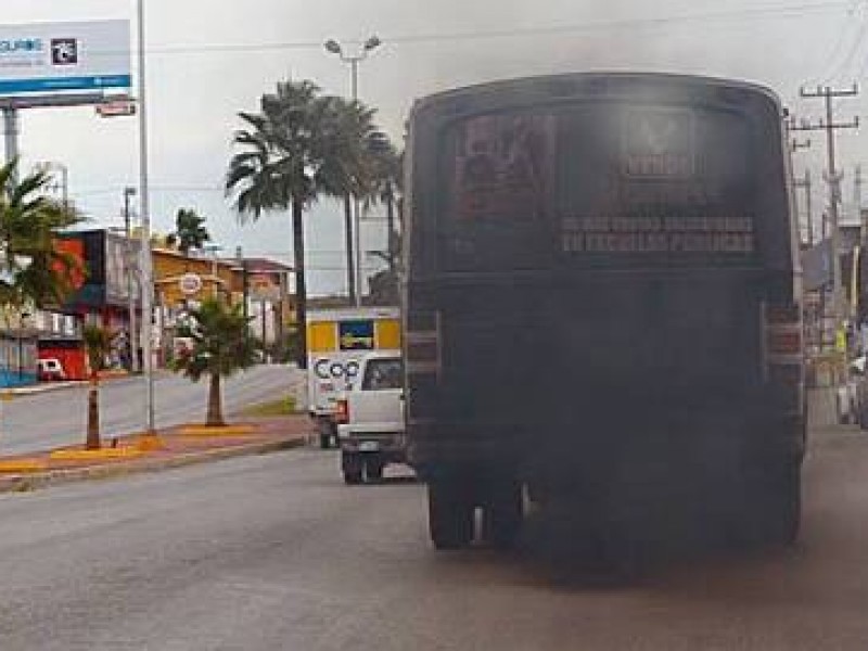 Retirarán vehículos contaminantes