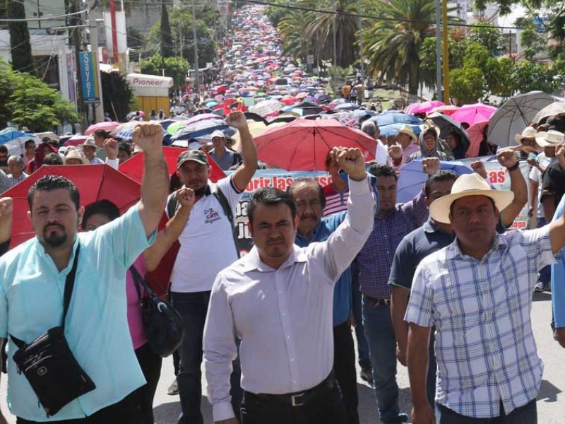 Retoma Sección 22 control de plazas y ascensos