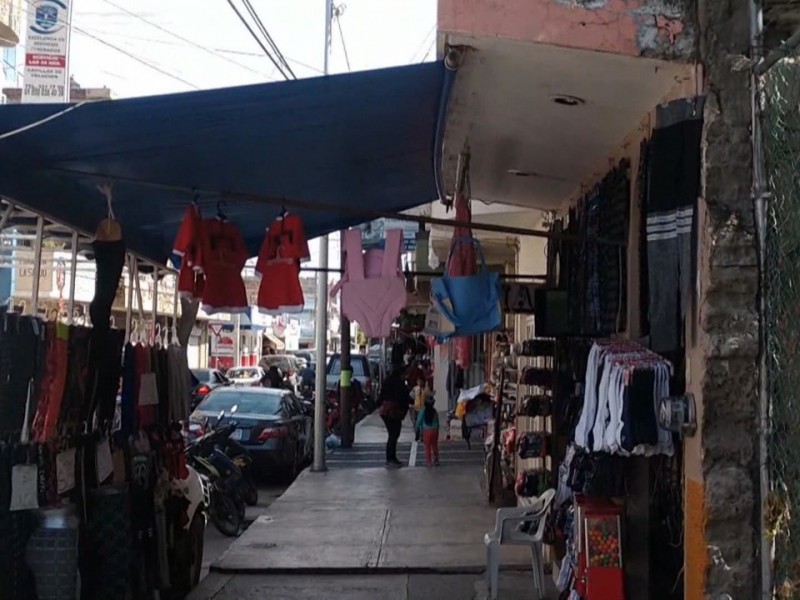 Retoman comerciantes de Sahuayo su horario normal de trabajo