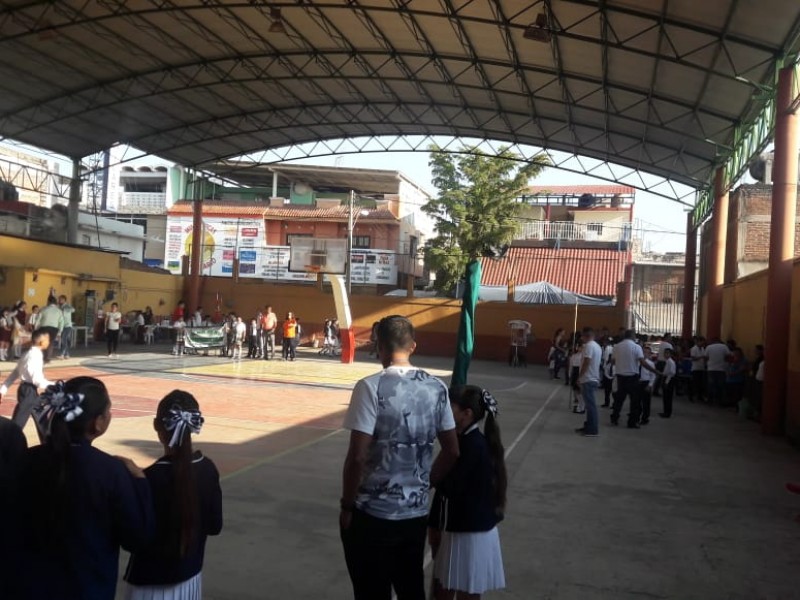 Retomarán horario normal en escuelas de Michoacán