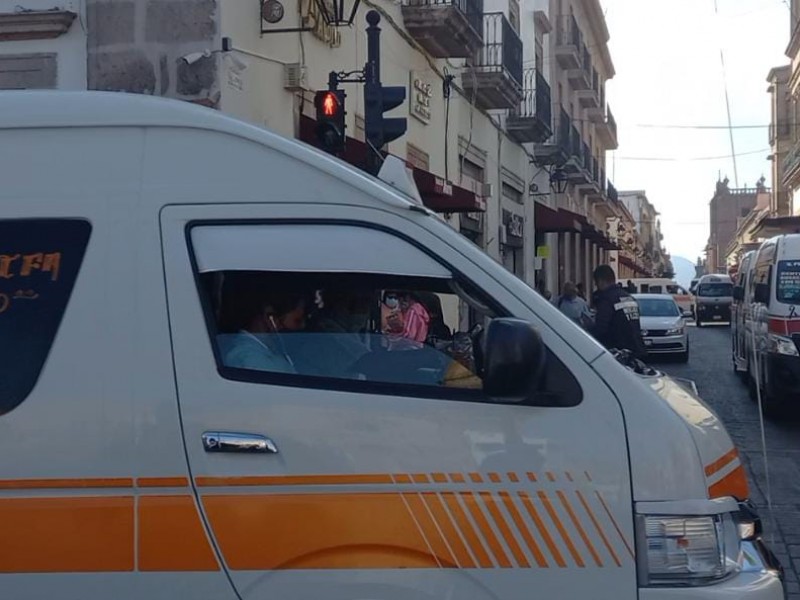 Retraso en distribuidores viales perjudica económicamente a transportistas: Ruta Gris