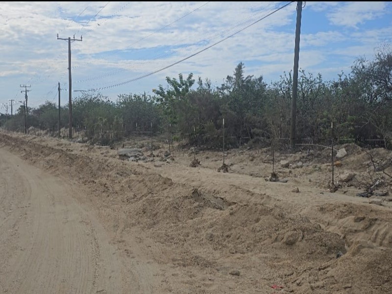 Retraso en pavimentación de calle Tildillo