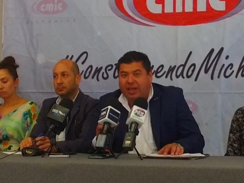 Retrasos en distribuidores viales viene desde la administración pasada: CMIC