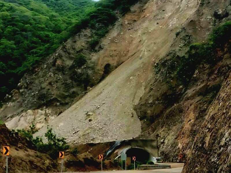 Retrasos en la autopista Mitla-Tehuantepec son por las lluvias, asegura Salomón Jara