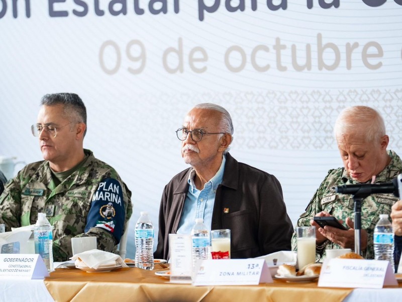 Reúne gobernador de Nayarit a autoridades para combatir el 