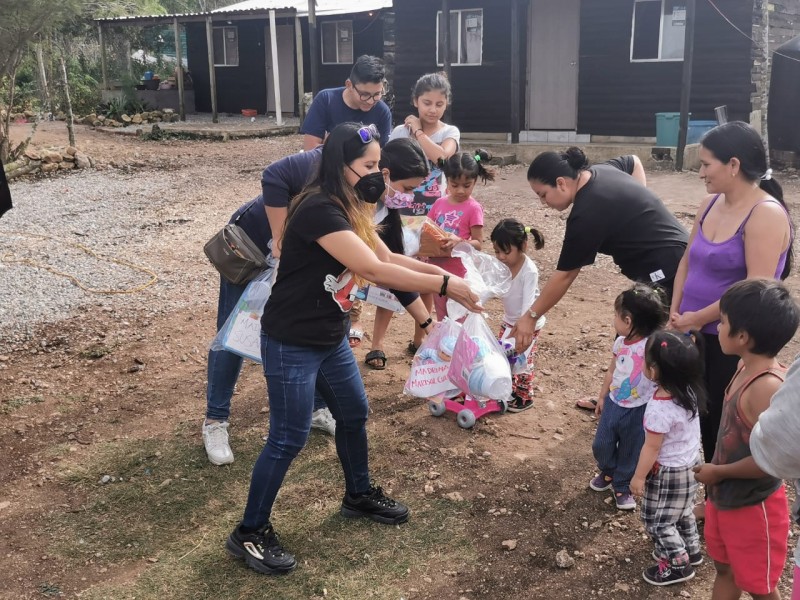 Reúnen juguetes para entregar el día del niño