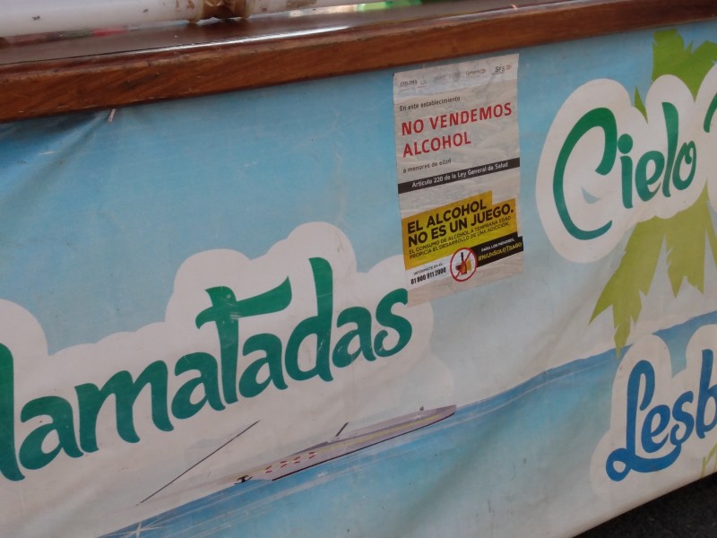 Revisa Coespris alimentos y bebidas en la feria