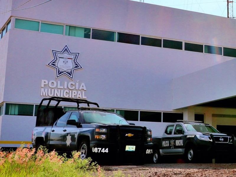 Revisaran corporación policiaca de Cortázar sospechan esta infiltrada por el crimen organizado