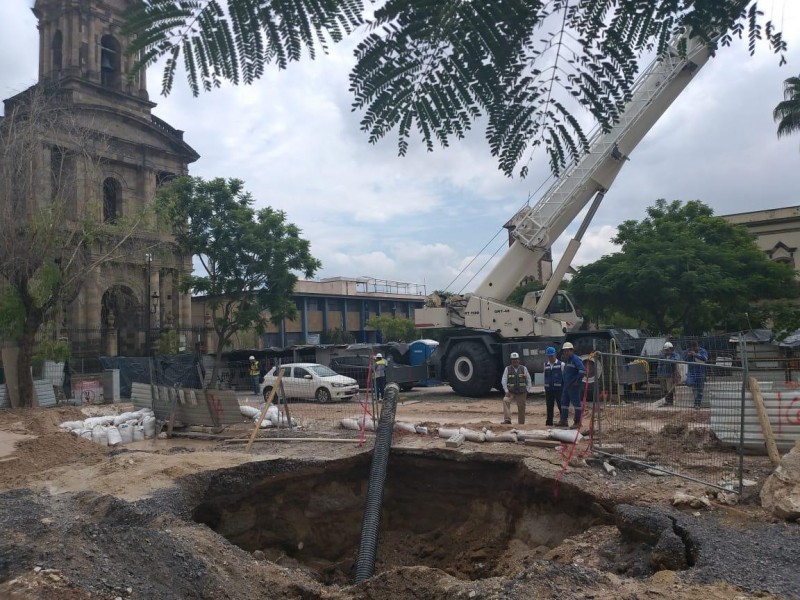 Reaparece socavón en paseo Alcalde