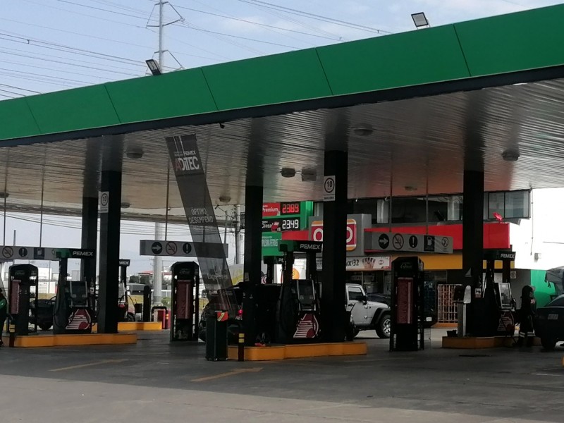 Rezago en permisos para gasolineras en Edomex