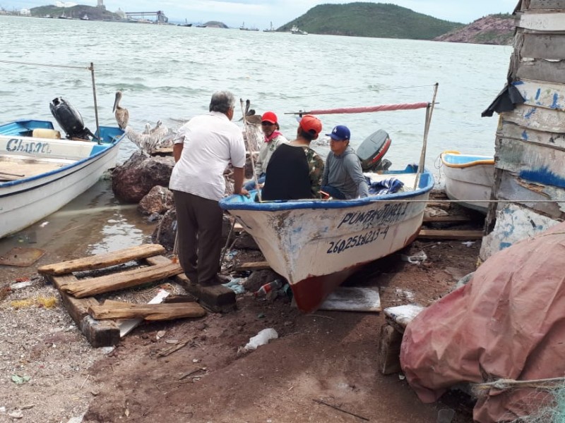 Ribereños se quedaron en puerto por Lorena