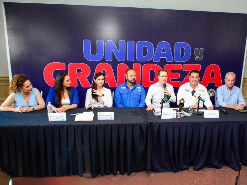 Ricardo Anaya Cortés respalda a candidatos laguneros