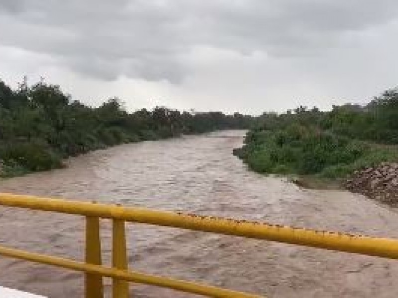 Avanza Rick por Michoacán; se degrada a categoría I