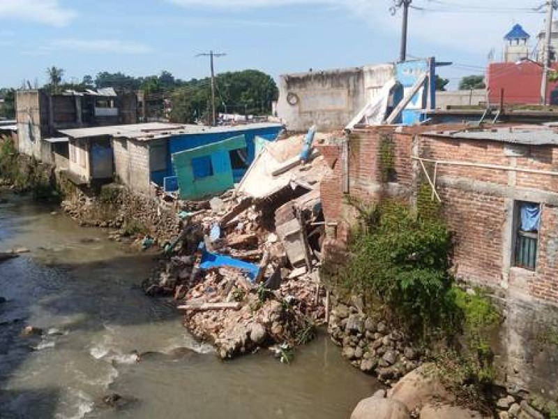 Riesgo latente en colonia San Miguel. 75 viviendas en riesgo