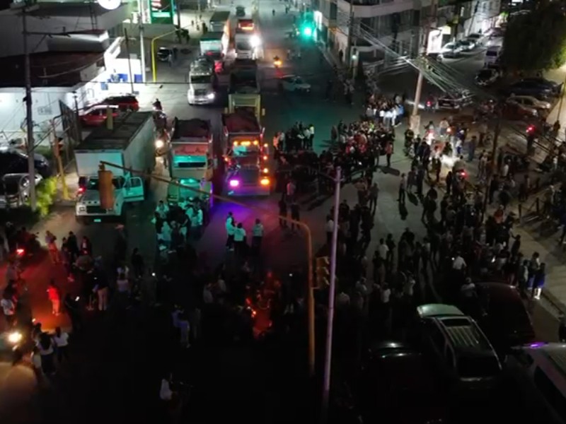 Riña durante bloqueo por falta de agua en Cuautitlán