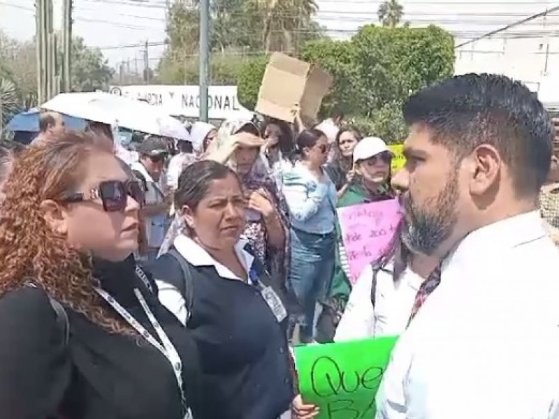 Rinde frutos protesta... será recontratado personal de salud en Guanajuato