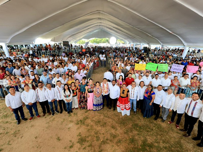 Rinde informe de actividades Salomón Jara, promete seguridad en el Istmo