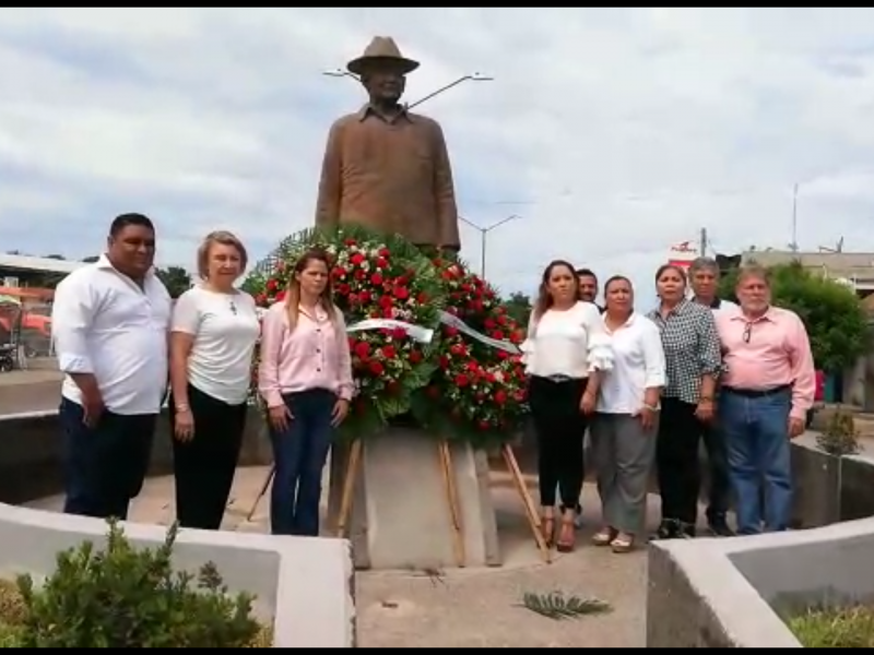 Rinden homenaje a Ex Gobernador ATC