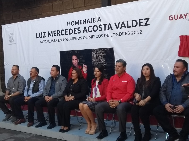 Rinden homenaje a Luz Mercedes Acosta, medallista olímpica