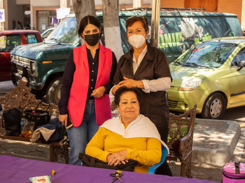 Rinden homenaje a mujeres del municipio de Tangancícuaro
