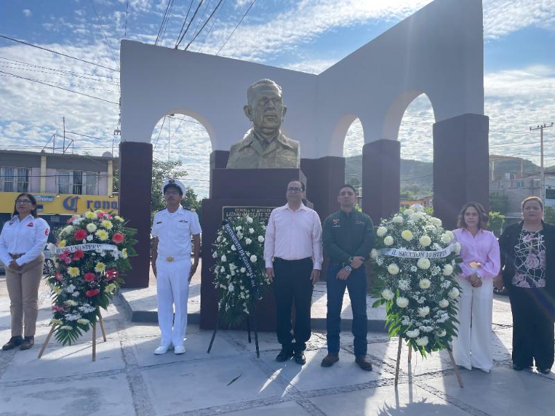 Rinden homenaje en Guaymas a Plutarco Elías Calles y Lázaro Cárdenas