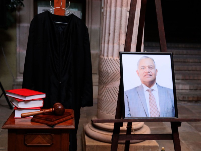 Rinden homenaje póstumo al magistrado en retiro José Antonio Rincón González