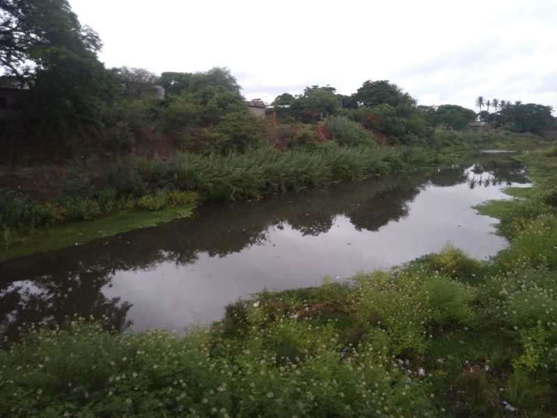 Río de Juchitán cuenta con 10 puntos críticos no atendidos