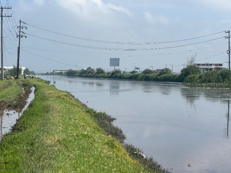 Río Lerma alcanza su máxima capacidad, riesgos de escurrimiento