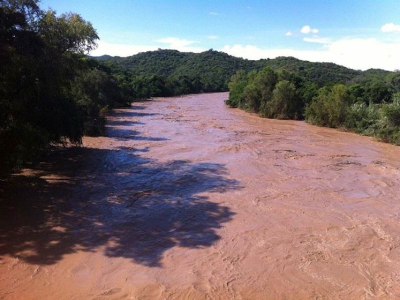 Río Mixteco está por desbordarse, está a 95% de capacidad