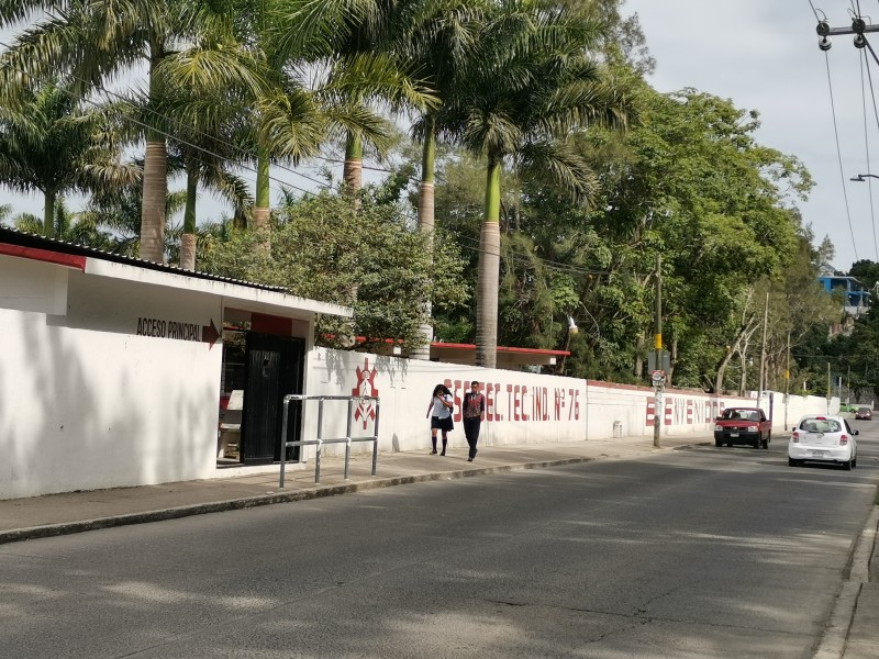 Roban a una escuela durante vacaciones decembrina