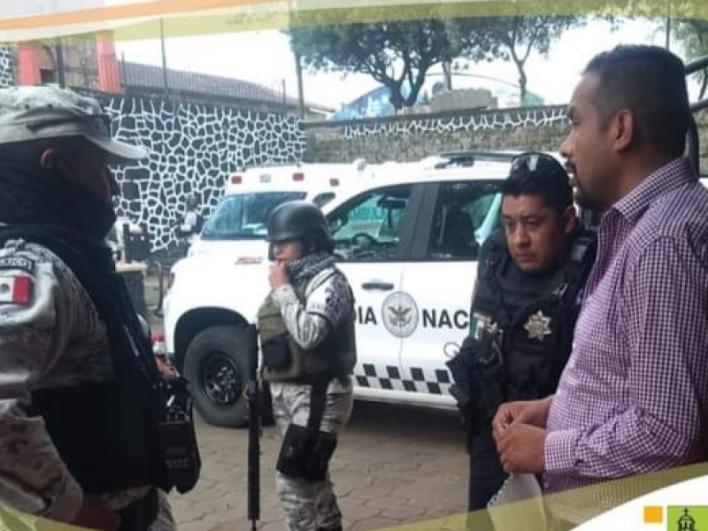 Roban camioneta del edil de Charapan