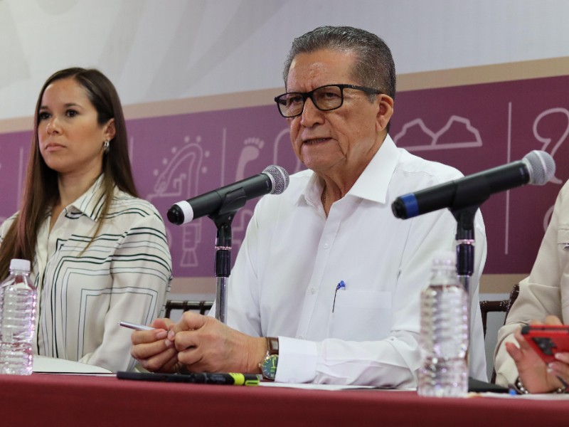 Roban de 15 a 20 autos diarios en Sinaloa: Castro