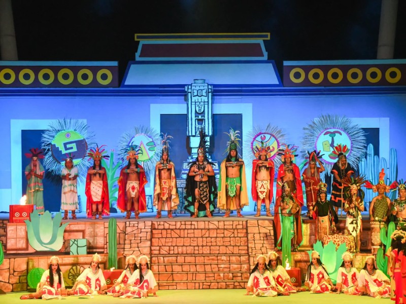 Roban trajes a bailarines de la Guelaguetza en Oaxaca