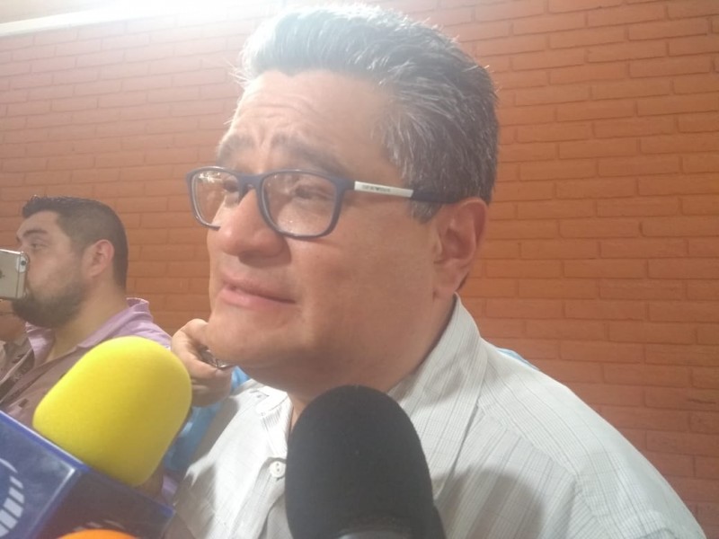 Robles no fue sustituido por falta de resultados:Aseguran