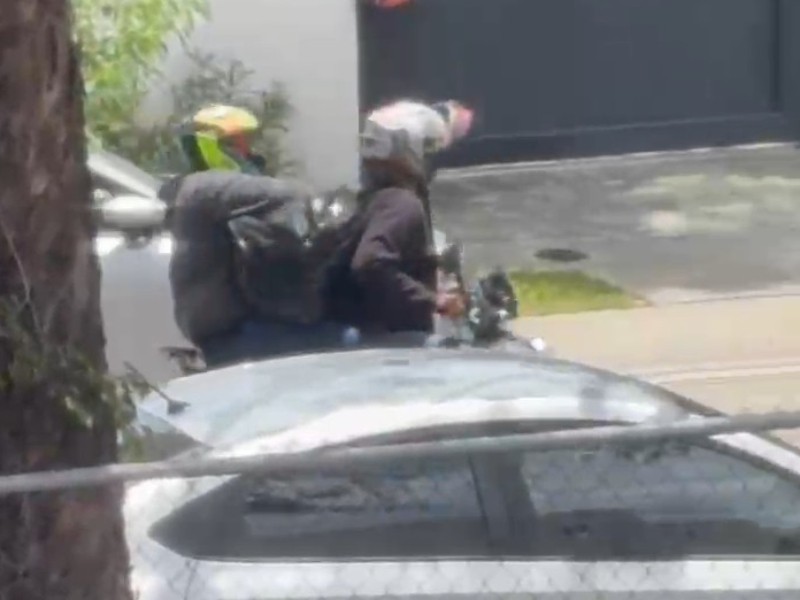 Robo de autopartes a plena luz del día en Loma Bonita Residencial