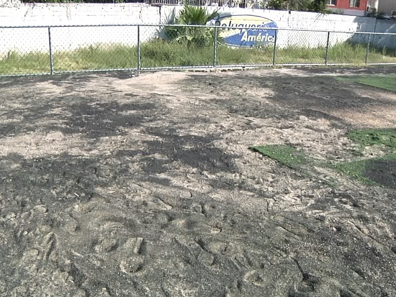 Robo de cesped en el campo de futbol del Maracana