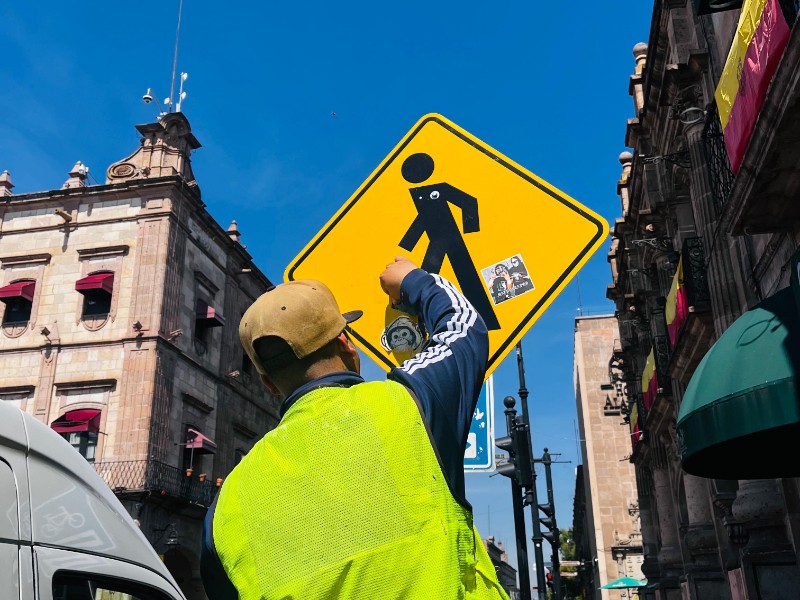 Robo y daños a señalética pueden provocar accidentes