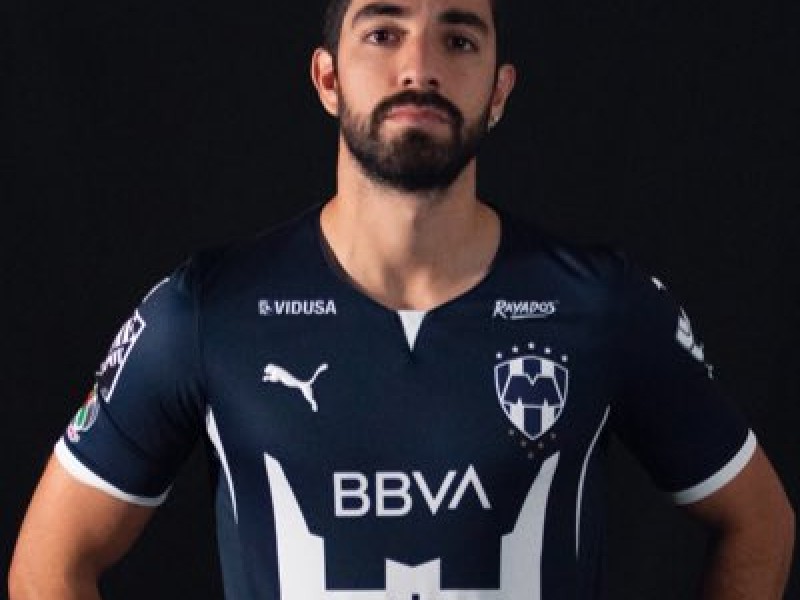 Rodolfo Pizarro regresó al Monterrey