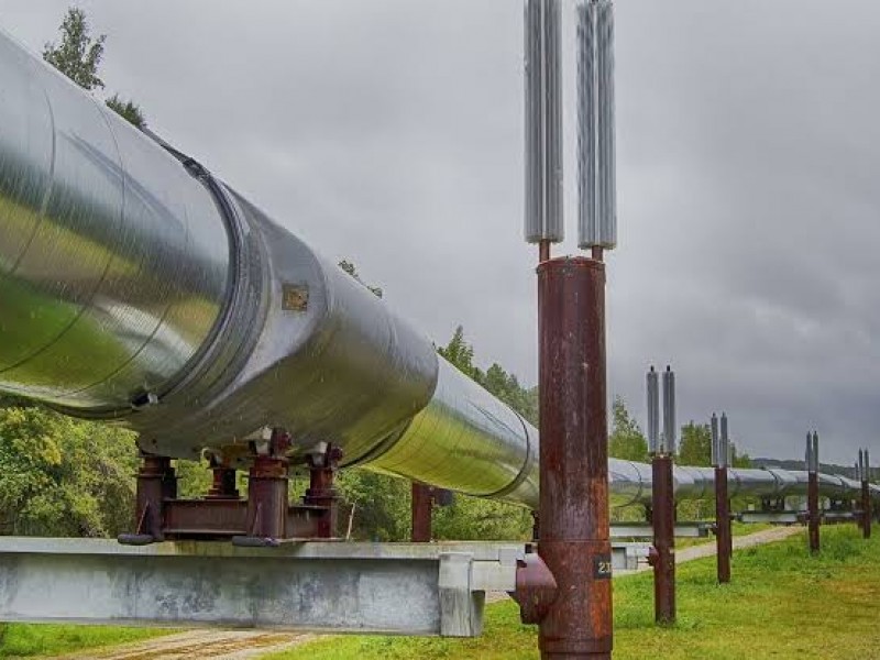 Rotura de oleoducto en Ecuador causa derrame en zona amazónica