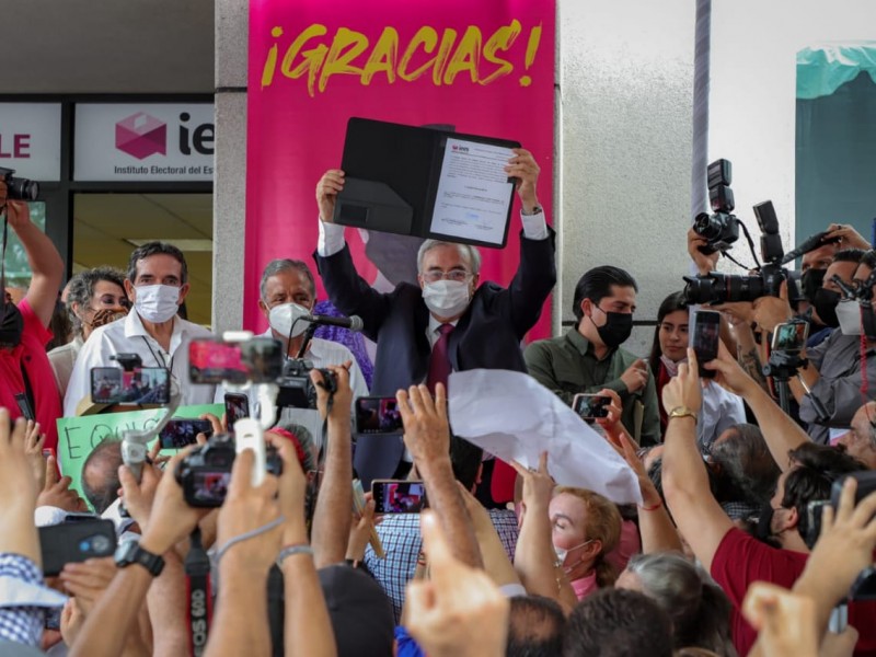 Rubén Rocha Moya recibe constancia de gobernador electo de Sinaloa