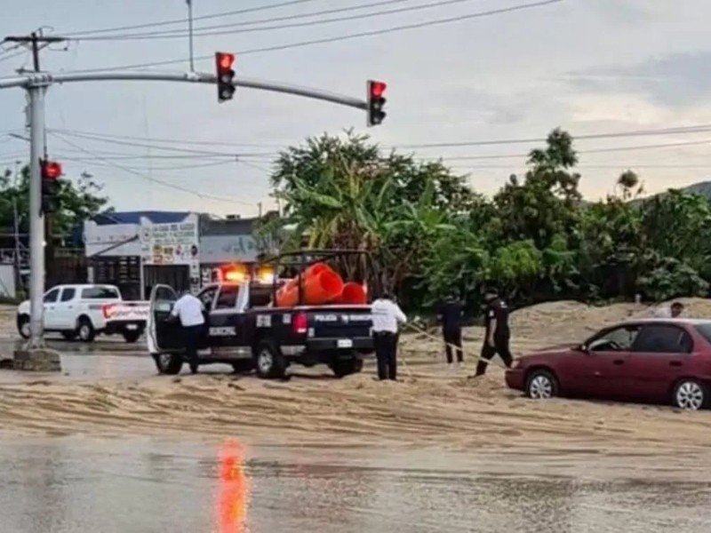 Ruptura en acueducto ocasiona corte de agua