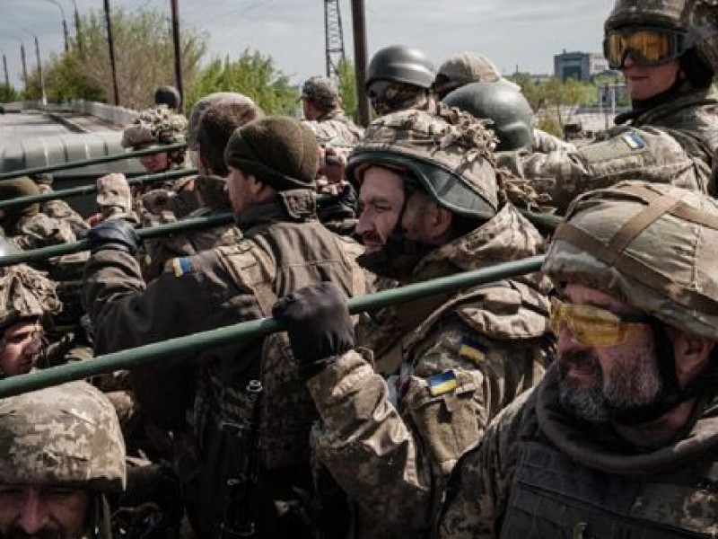 Rusia asegura que 265 combatientes ucranianos se rindieron