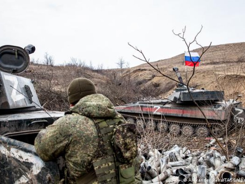 Rusia confirma rendición de mil soldados ucranianos en Mariúpol