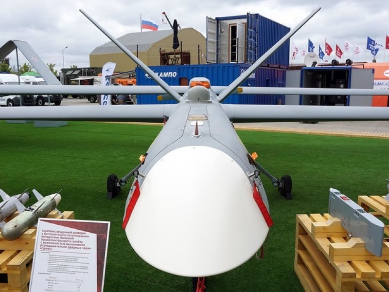 Rusia demuestra su poderío militar con drones bélicos